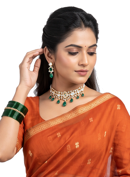 Women's Maheshwari Cotton Blend Woven Zari Saree with Unstitched Blouse Piece.
