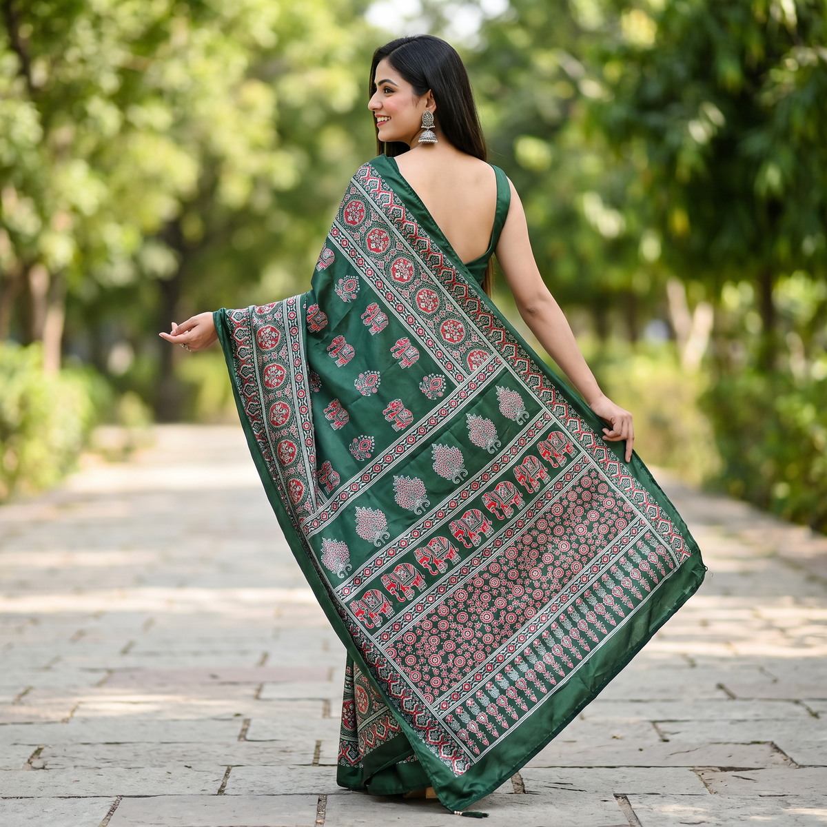 Shri Hari Sarees Women's Ethnic Ajrakh Mirror Printed Art Silk Saree with Unstitched Blouse Piece.
