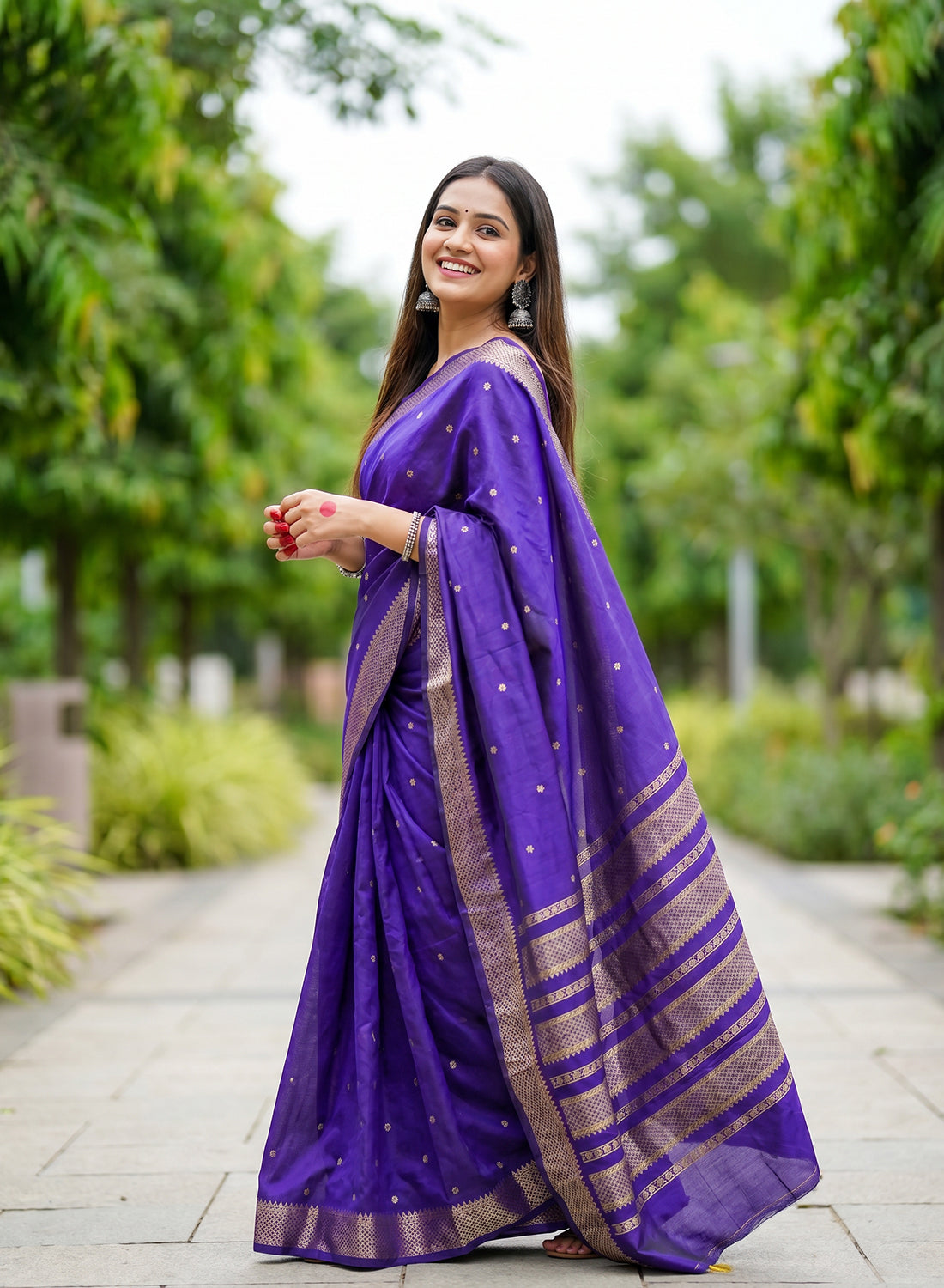 Women's Woven Banarasi Art Silk Saree with Unstitched Blouse Piece.