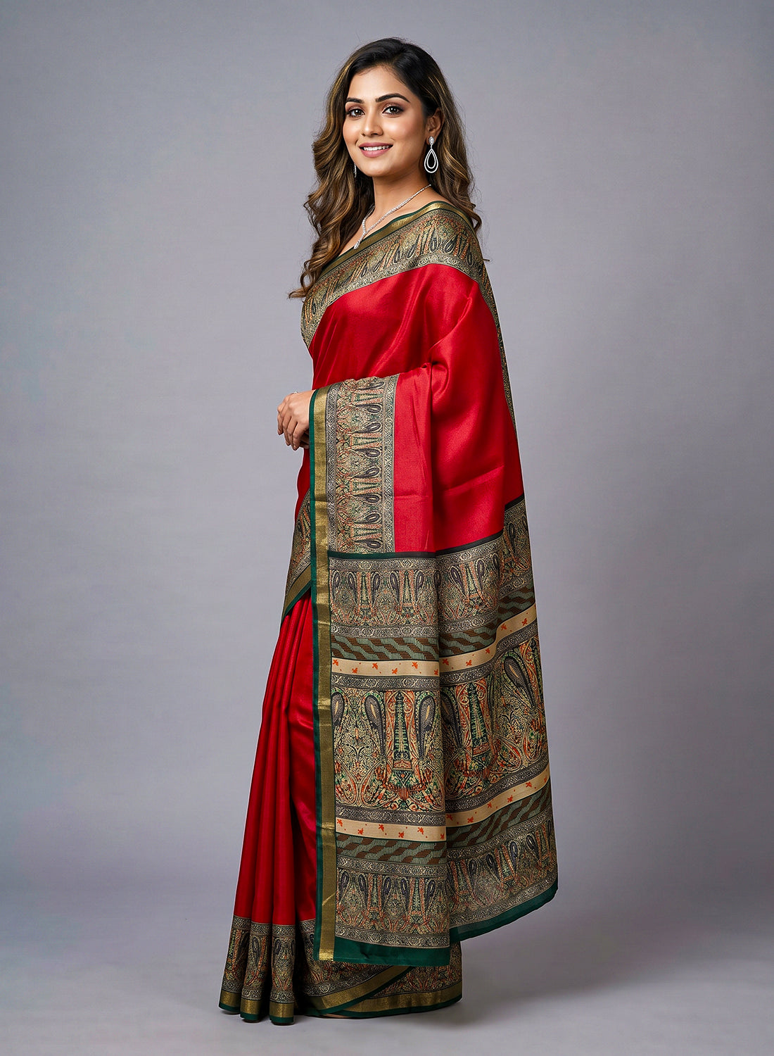 Women's Printed Silk Blend Saree with Unstitched Blouse Piece.
