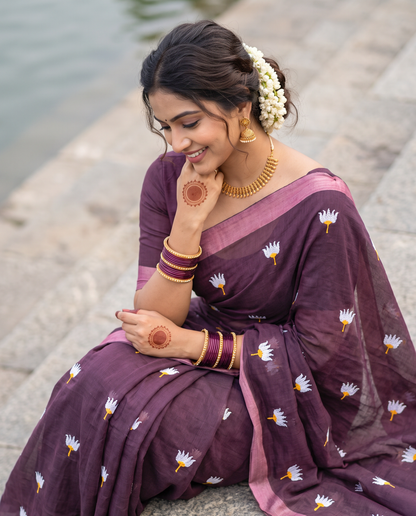 Women's Pure Linen Cotton Floral Embroidered Saree with Unstitched Blouse Piece.