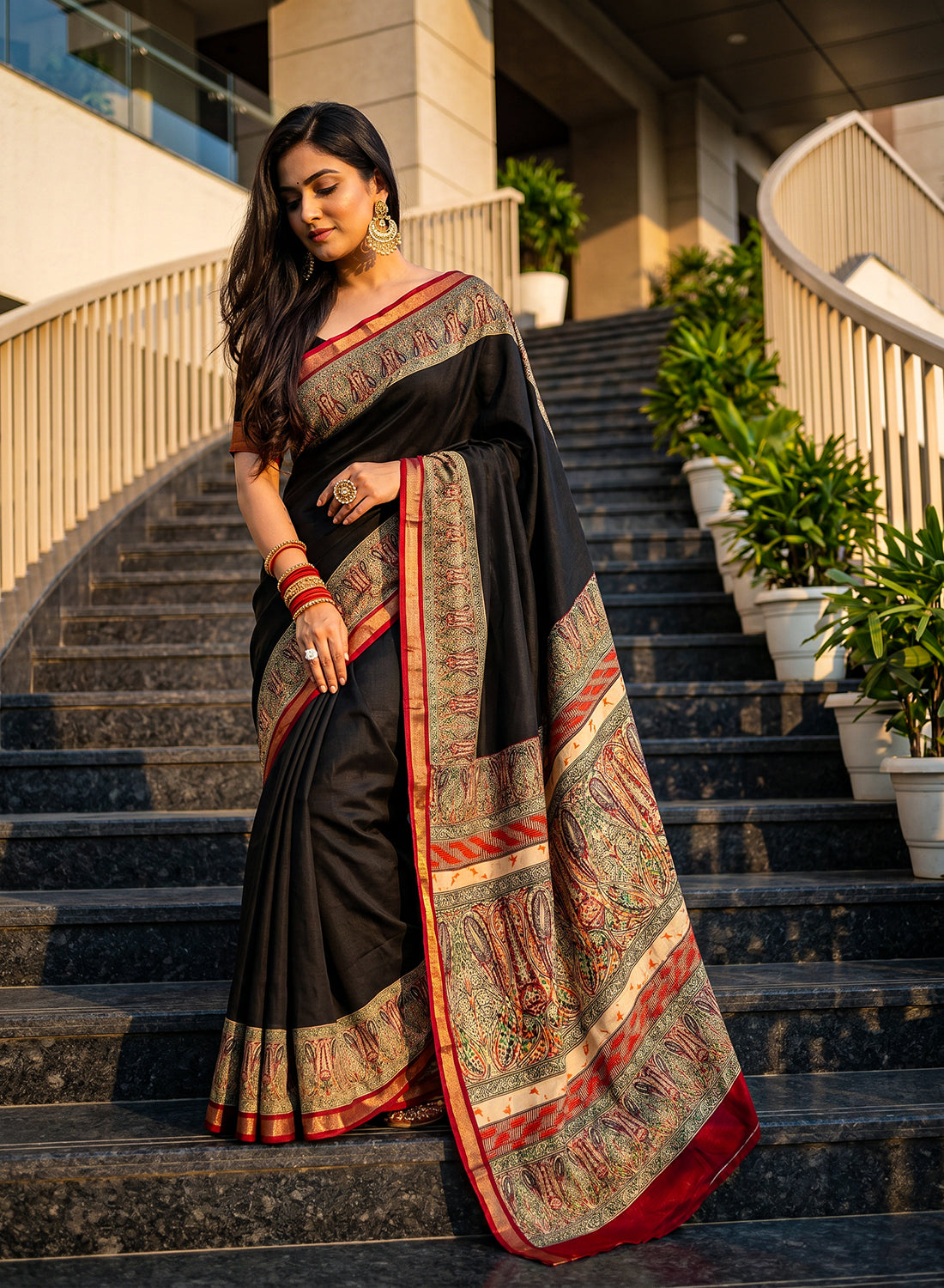 Women's Printed Silk Blend Saree with Unstitched Blouse Piece.