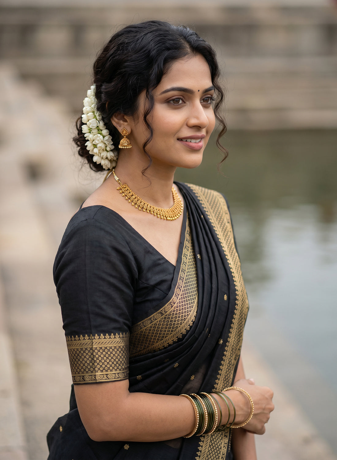 Women's Woven Banarasi Art Silk Saree with Unstitched Blouse Piece.
