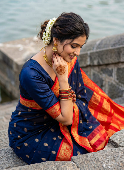 Women's Elegant Banarasi Kanjivaram silk and South Indian Gadwal Silk Cotton Handloom Saree Woven Design Ethnic Wear with Blouse Piece.