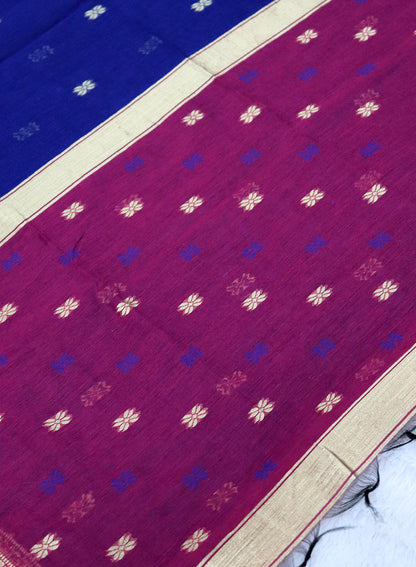 Women's Maheshwari Cotton Blend Woven Zari Saree with Unstitched Blouse Piece.