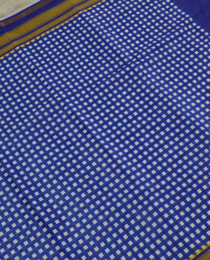 Women's Synthetic Silk Blend Checked Saree with Contrast Border & Unstitched Blouse Piece.