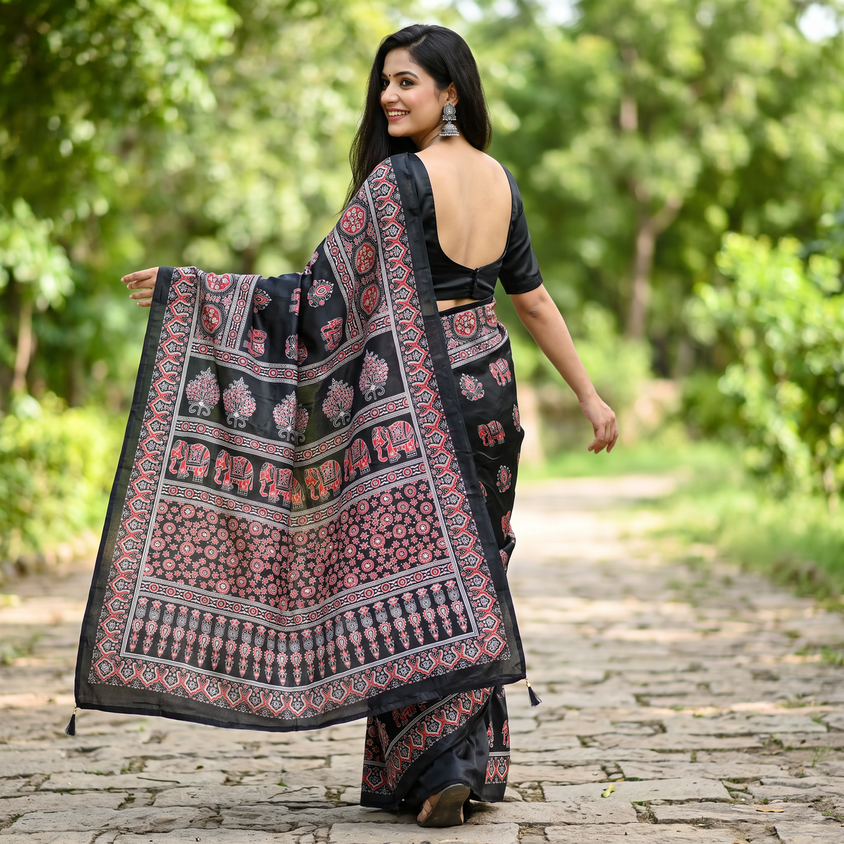 Shri Hari Sarees Women's Ethnic Ajrakh Mirror Printed Art Silk Saree with Unstitched Blouse Piece.
