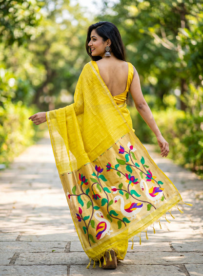 Women's Traditional Zari Cotton Silk Saree with Unstitched Blouse Piece.