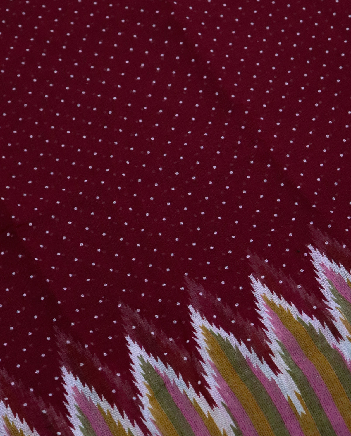 Women's Cotton Blend Ikat Print Saree with Unstitched Blouse Piece