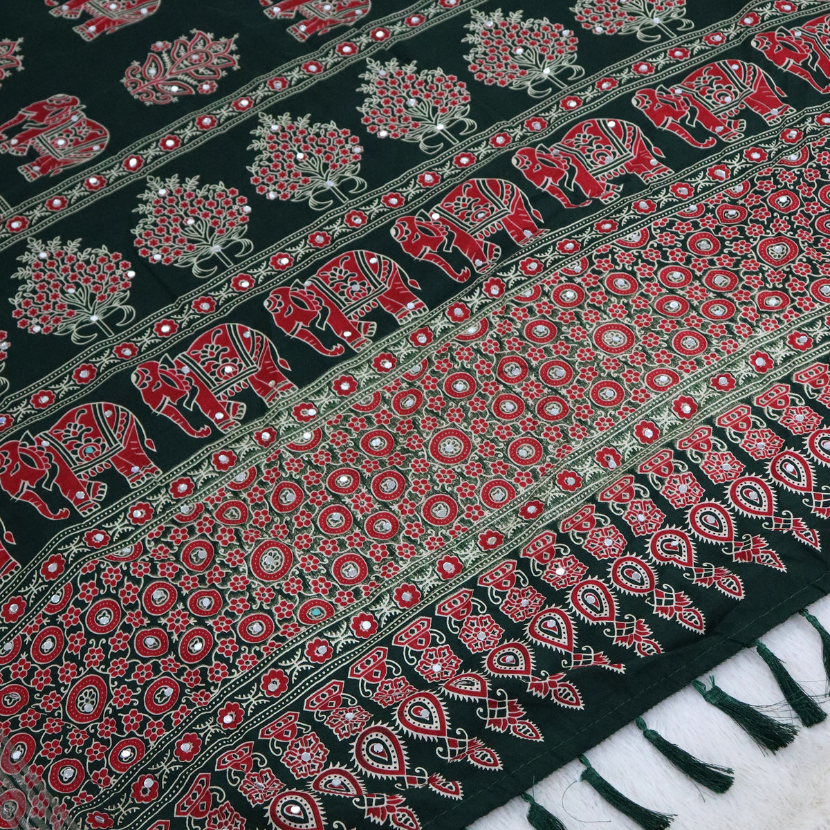 Shri Hari Sarees Women's Ethnic Ajrakh Mirror Printed Art Silk Saree with Unstitched Blouse Piece.