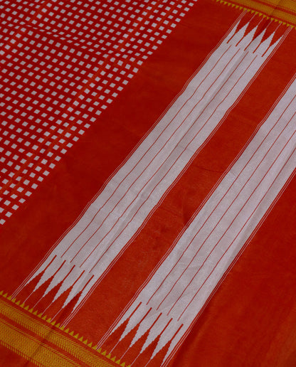 Women's Synthetic Silk Blend Checked Saree with Contrast Border & Unstitched Blouse Piece.