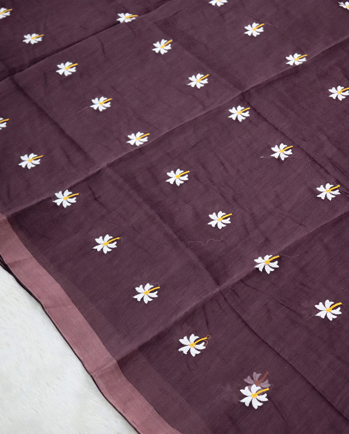 Women's Pure Linen Cotton Floral Embroidered Saree with Unstitched Blouse Piece.