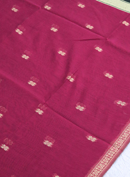 Women's Maheshwari Cotton Blend Woven Zari Saree with Unstitched Blouse Piece.