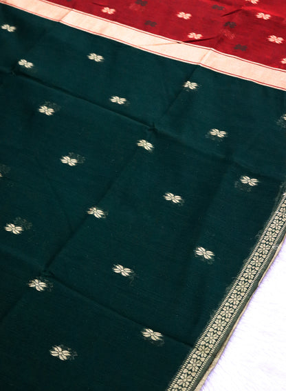 Women's Maheshwari Cotton Blend Woven Zari Saree with Unstitched Blouse Piece.
