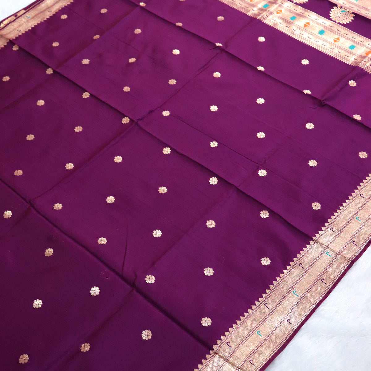Banarasi Soft Silk Saree Festive Woven Jacquard Zari Border Sarees with Unstitched Blouse Piece.
