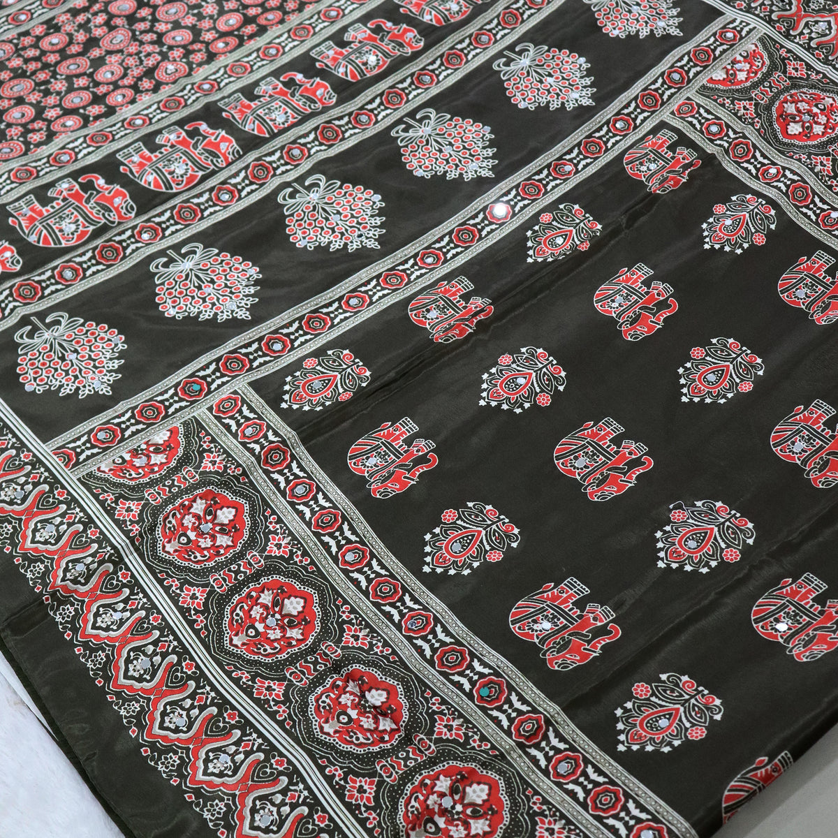 Shri Hari Sarees Women's Ethnic Ajrakh Mirror Printed Art Silk Saree with Unstitched Blouse Piece.