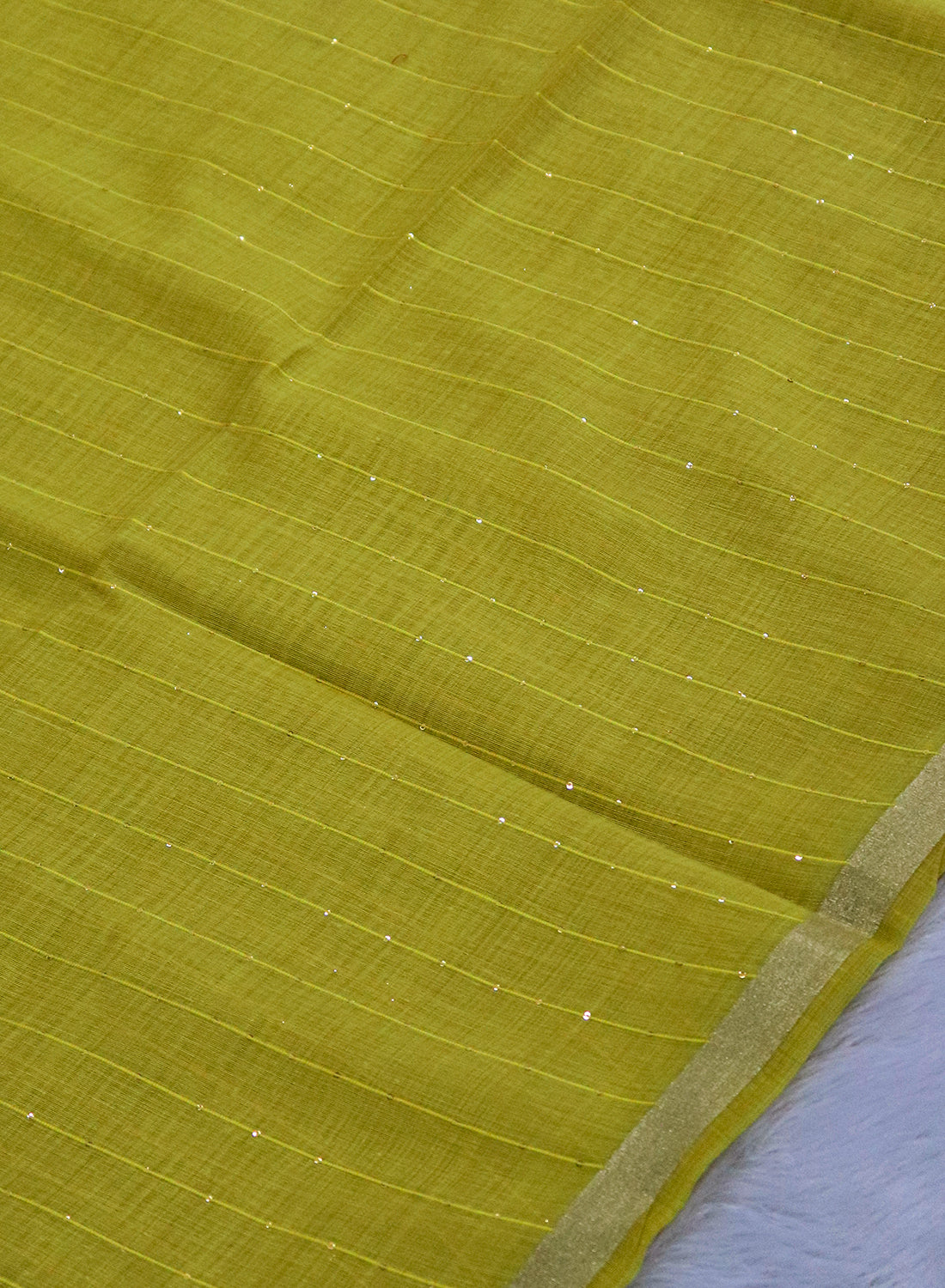 Women's Traditional Zari Cotton Silk Saree with Unstitched Blouse Piece.