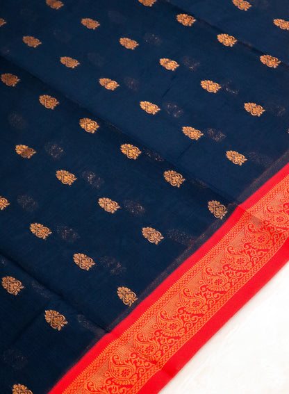 Women's Elegant Banarasi Kanjivaram silk and South Indian Gadwal Silk Cotton Handloom Saree Woven Design Ethnic Wear with Blouse Piece.
