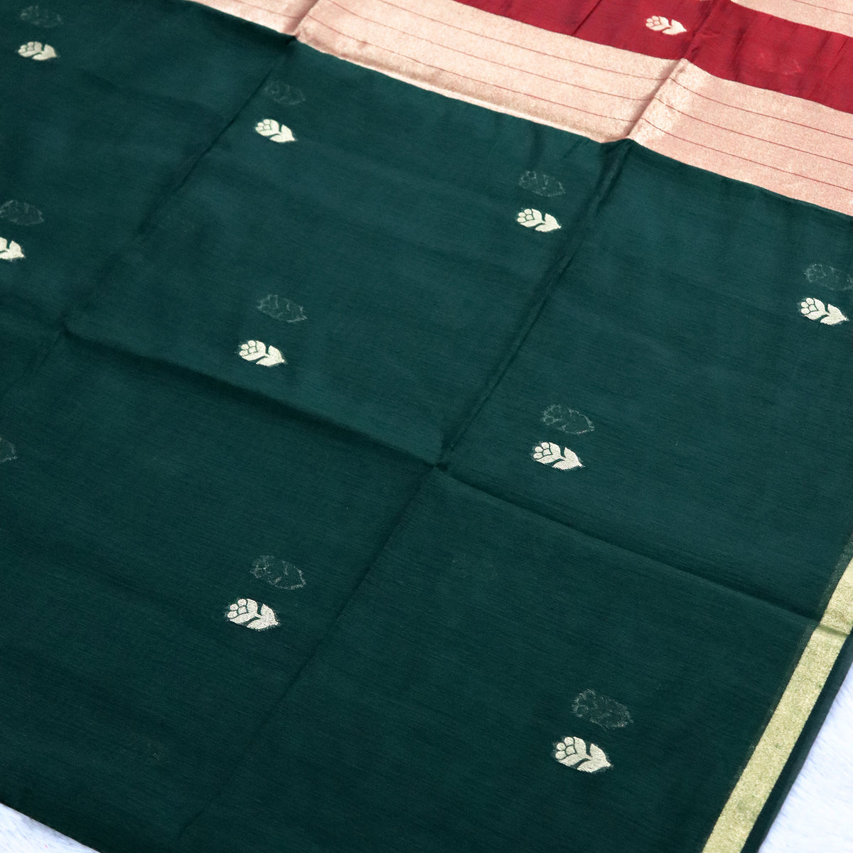 Women's Traditional Chanderi Cotton Linen Blend Saree with Zari Woven Border & Unstitched Blouse Piece.